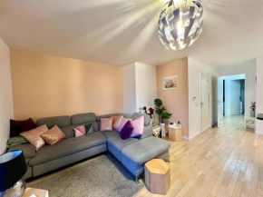 Nice flat with balcony Near Paris - OG 24